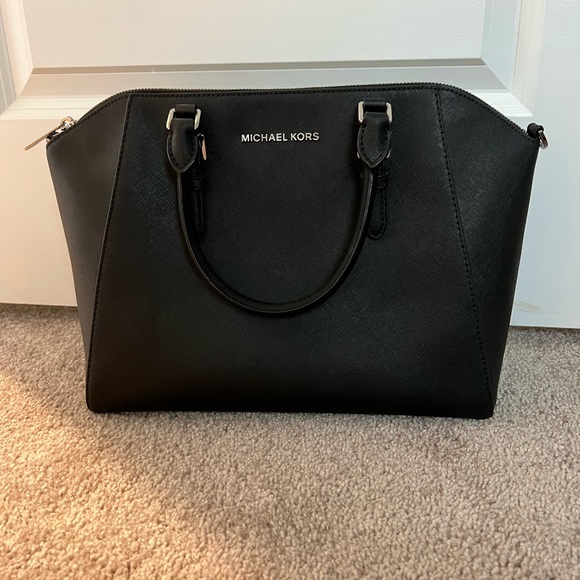 MICHAEL Michael Kors Ciara Large Saffiano Leather Satchel Black Silver Hardware - Picture 1 of 3